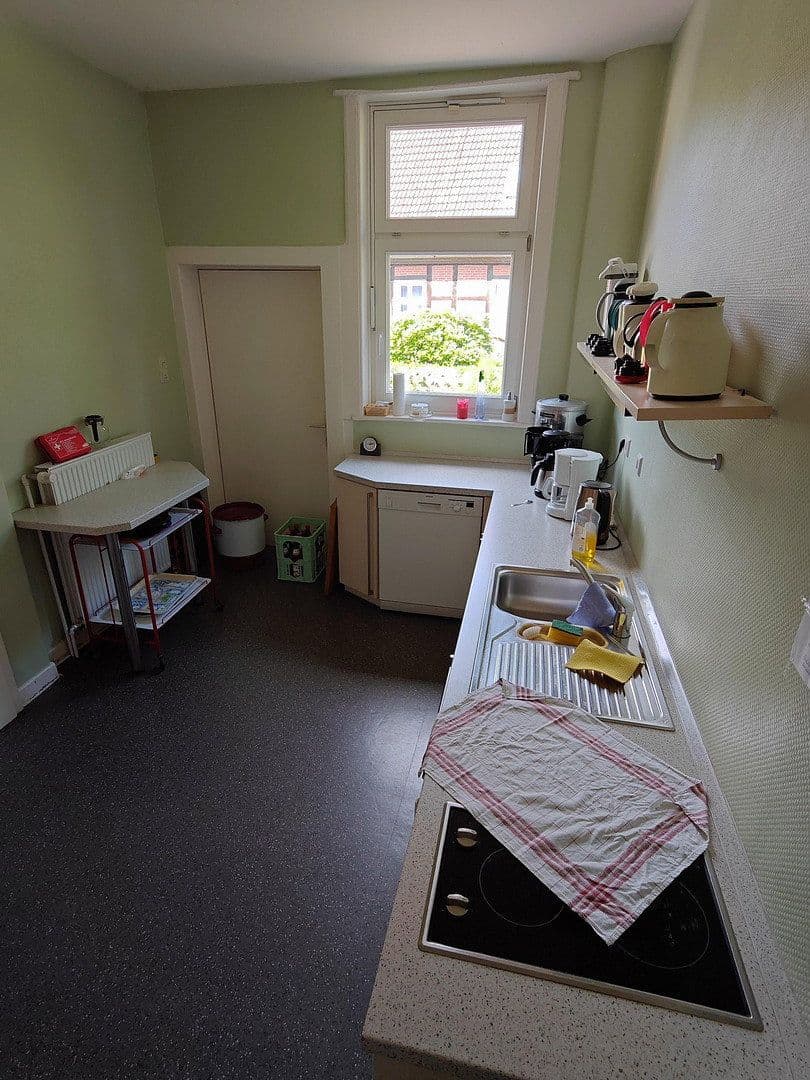 Predaj domu 350 m², pozemok 2.500 m², Soltauer Straße 19, Uelzen, Dolné Sasko Predaj domu 350 m², pozemok 2.500 m², Soltauer Straße 19, Uelzen, Dolné Sasko
