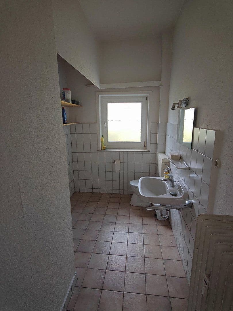 Predaj domu 350 m², pozemok 2.500 m², Soltauer Straße 19, Uelzen, Dolné Sasko Predaj domu 350 m², pozemok 2.500 m², Soltauer Straße 19, Uelzen, Dolné Sasko