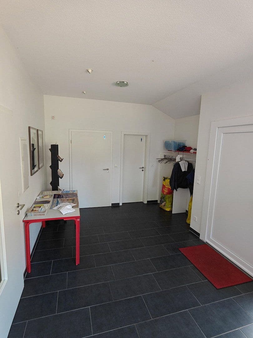 Predaj domu 350 m², pozemok 2.500 m², Soltauer Straße 19, Uelzen, Dolné Sasko Predaj domu 350 m², pozemok 2.500 m², Soltauer Straße 19, Uelzen, Dolné Sasko