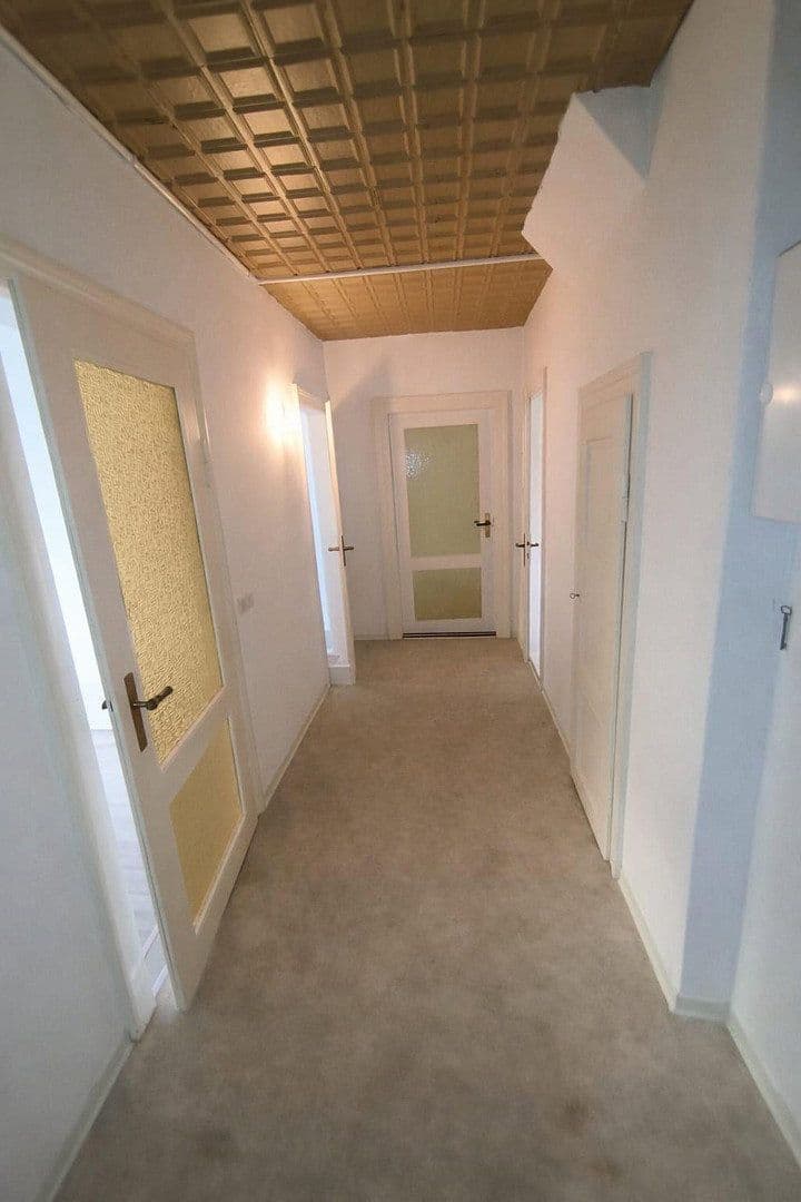 Prenájom bytu 3-izbový 71 m², Bahnhofstraße 15, Neustadt in Sachsen, Sasko Prenájom bytu 3-izbový 71 m², Bahnhofstraße 15, Neustadt in Sachsen, Sasko