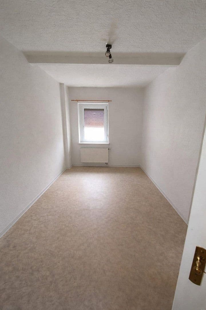 Prenájom bytu 3-izbový 71 m², Bahnhofstraße 15, Neustadt in Sachsen, Sasko Prenájom bytu 3-izbový 71 m², Bahnhofstraße 15, Neustadt in Sachsen, Sasko
