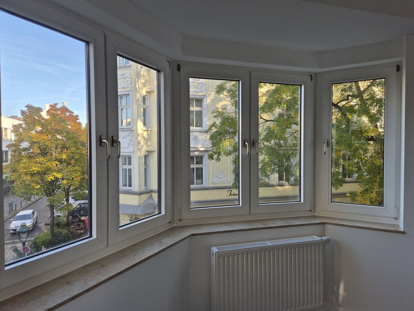 Prenájom bytu 2-izbový 61 m², Düsseldorf, Severné Porýnie - Westfálsko Prenájom bytu 2-izbový 61 m², Düsseldorf, Severné Porýnie - Westfálsko