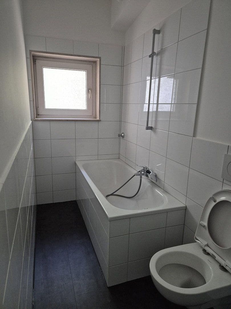 Prenájom bytu 2-izbový 61 m², Düsseldorf, Severné Porýnie - Westfálsko Prenájom bytu 2-izbový 61 m², Düsseldorf, Severné Porýnie - Westfálsko