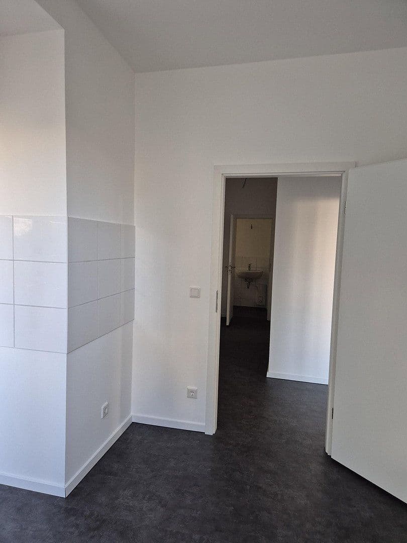Prenájom bytu 2-izbový 61 m², Düsseldorf, Severné Porýnie - Westfálsko Prenájom bytu 2-izbový 61 m², Düsseldorf, Severné Porýnie - Westfálsko
