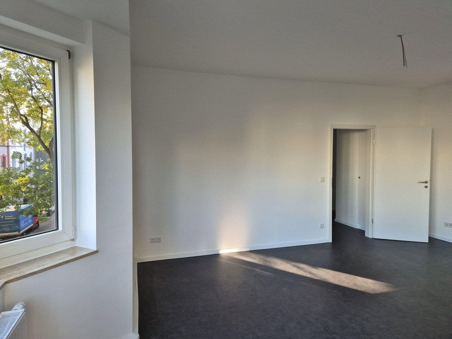 Prenájom bytu 2-izbový 61 m², Düsseldorf, Severné Porýnie - Westfálsko Prenájom bytu 2-izbový 61 m², Düsseldorf, Severné Porýnie - Westfálsko