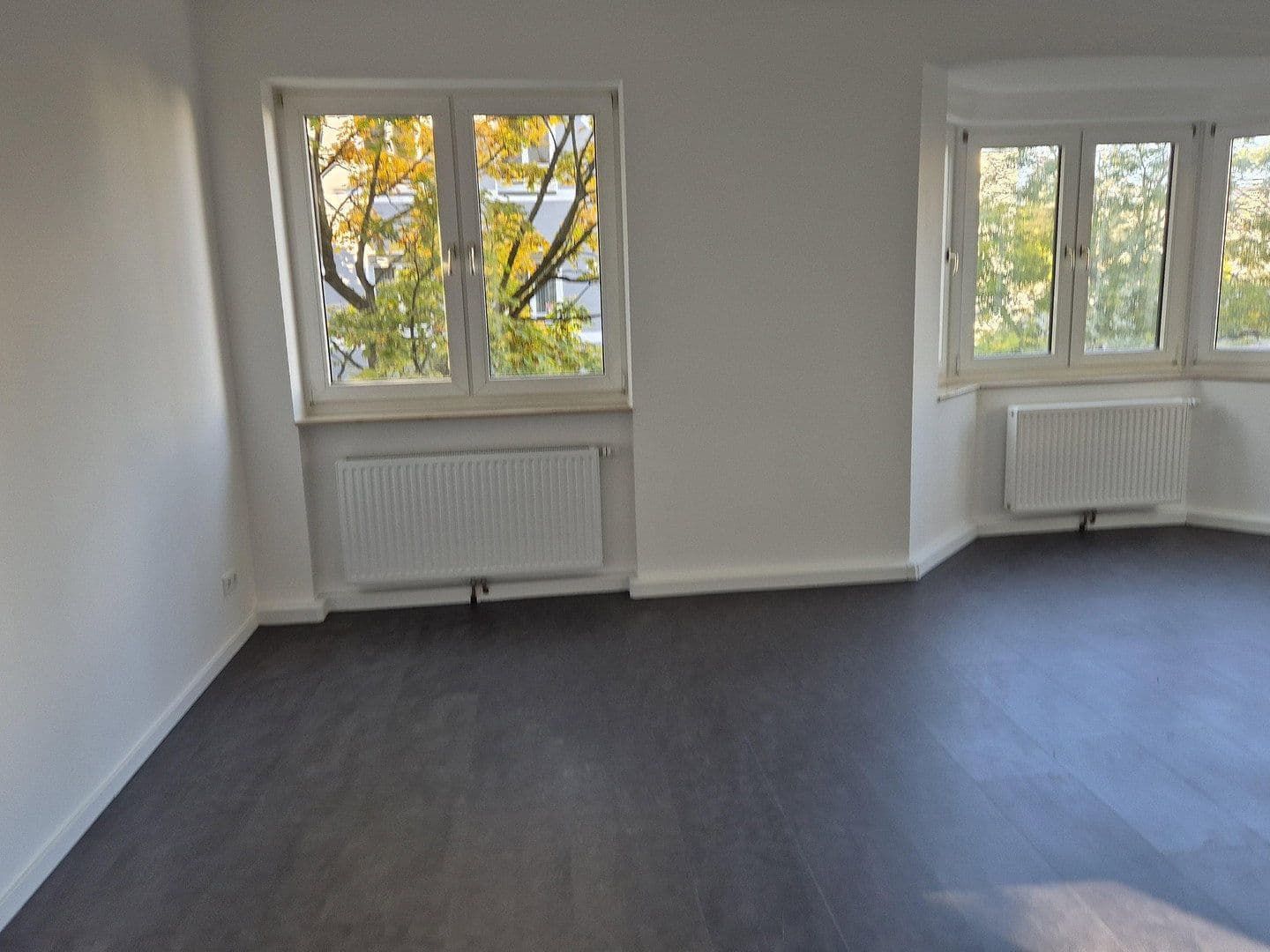 Prenájom bytu 2-izbový 61 m², Düsseldorf, Severné Porýnie - Westfálsko Prenájom bytu 2-izbový 61 m², Düsseldorf, Severné Porýnie - Westfálsko