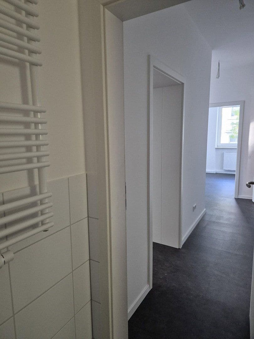 Prenájom bytu 2-izbový 61 m², Düsseldorf, Severné Porýnie - Westfálsko Prenájom bytu 2-izbový 61 m², Düsseldorf, Severné Porýnie - Westfálsko