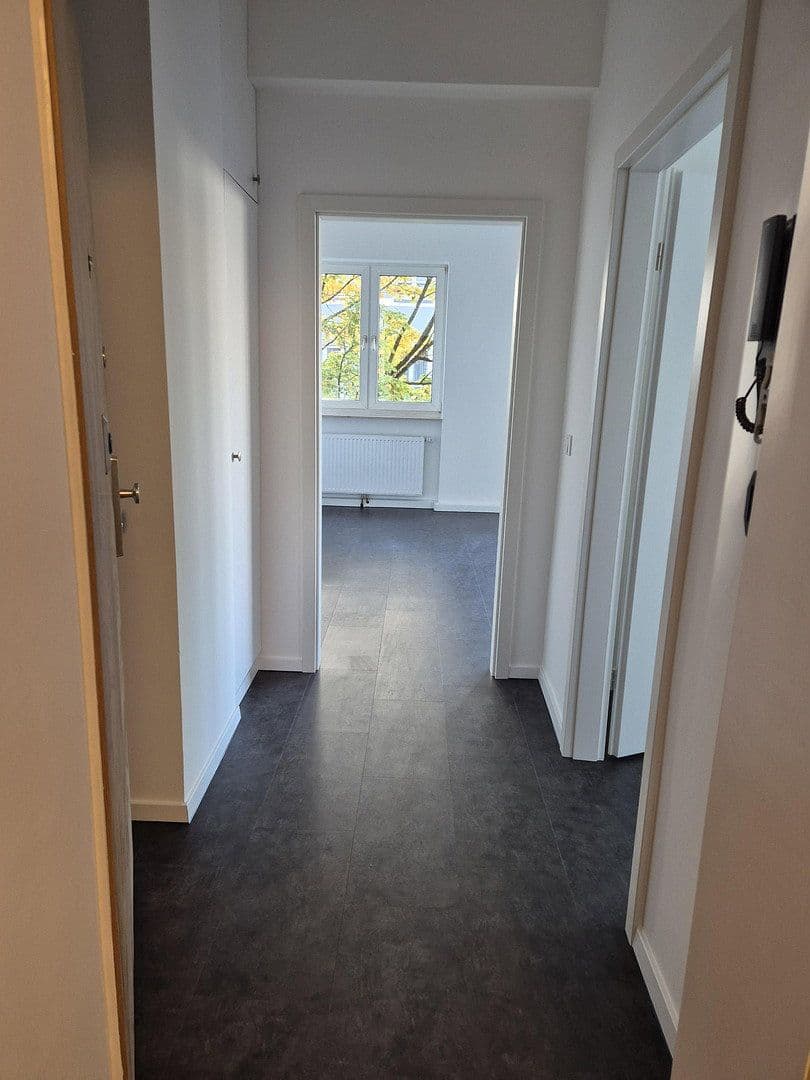 Prenájom bytu 2-izbový 61 m², Düsseldorf, Severné Porýnie - Westfálsko Prenájom bytu 2-izbový 61 m², Düsseldorf, Severné Porýnie - Westfálsko