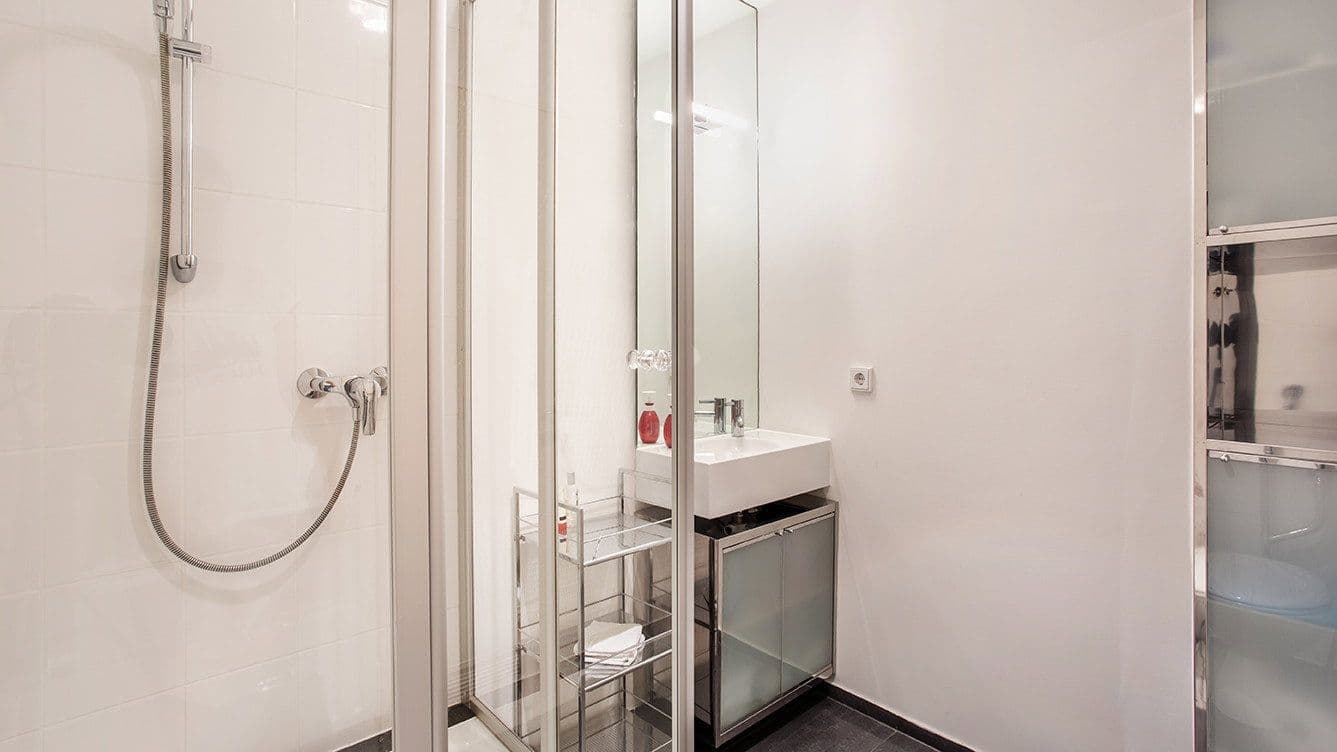 Prenájom kancelárie 166 m², Corneliusstr. 6, München, Bavorsko Prenájom kancelárie 166 m², Corneliusstr. 6, München, Bavorsko