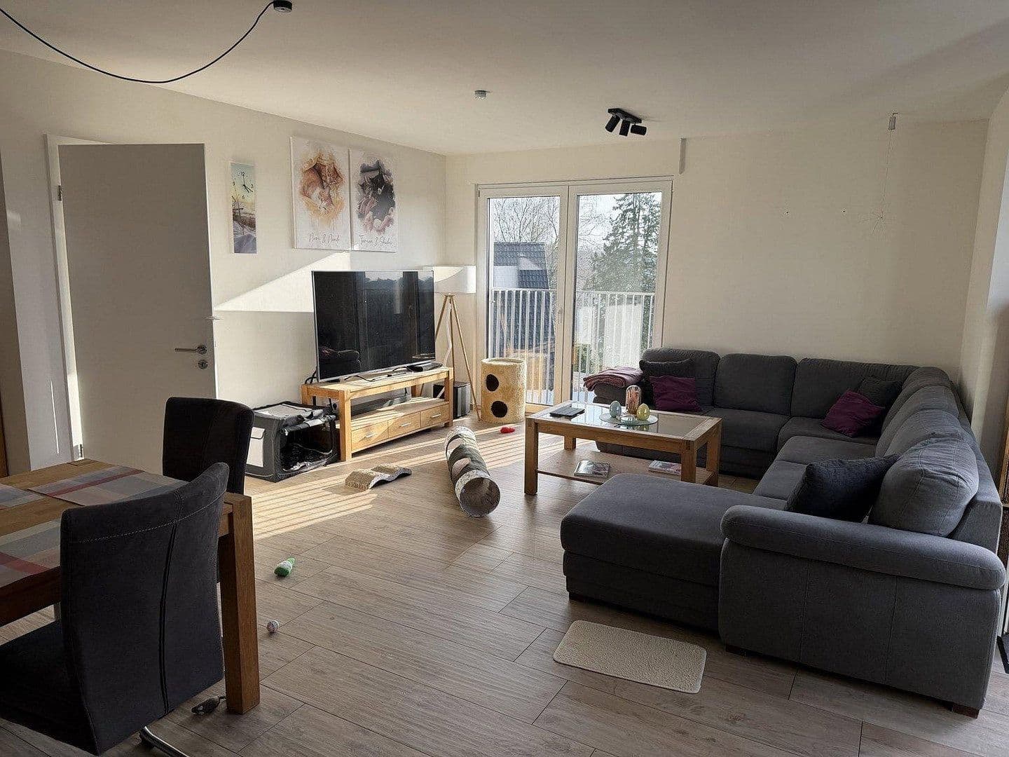 Prenájom bytu 4-izbový 135 m², Am Siefen 54, Solingen, Severné Porýnie - Westfálsko Prenájom bytu 4-izbový 135 m², Am Siefen 54, Solingen, Severné Porýnie - Westfálsko