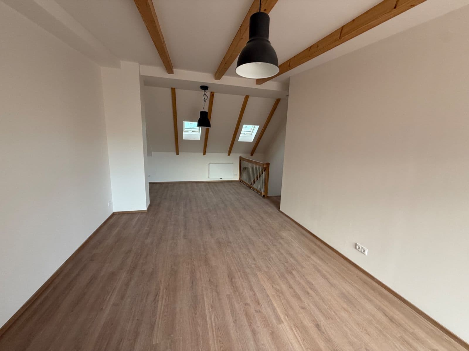 Prenájom bytu 2-izbový 85 m², Chodská, Praha, Praha Prenájom bytu 2-izbový 85 m², Chodská, Praha, Praha