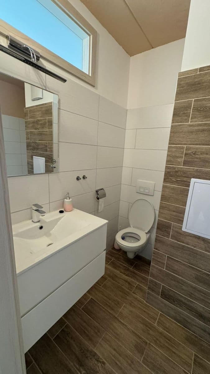 Prenájom bytu 1-izbový 35 m², Telečská, Jihlava, Kraj Vysočina Prenájom bytu 1-izbový 35 m², Telečská, Jihlava, Kraj Vysočina