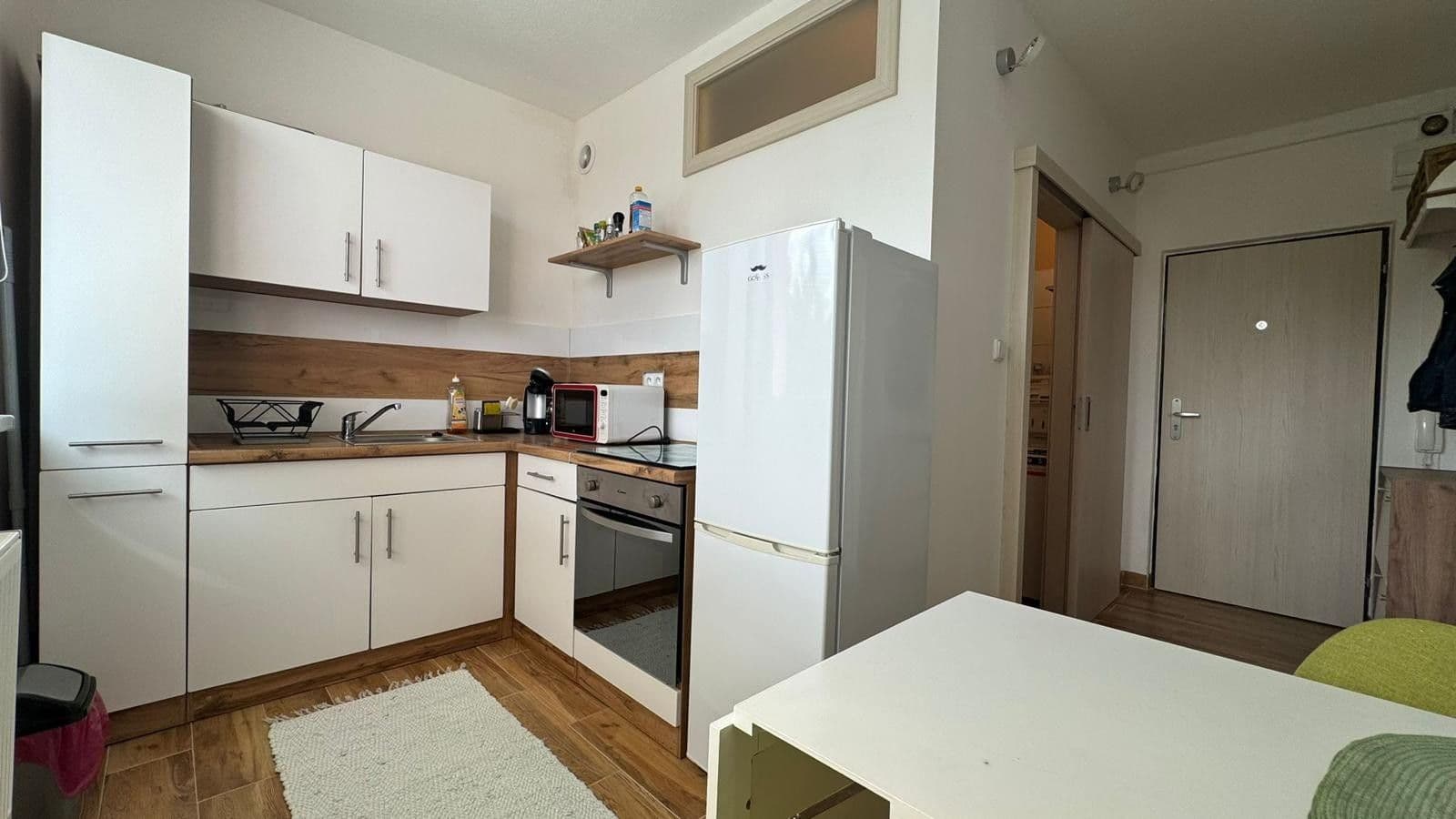 Prenájom bytu 1-izbový 35 m², Telečská, Jihlava, Kraj Vysočina Prenájom bytu 1-izbový 35 m², Telečská, Jihlava, Kraj Vysočina