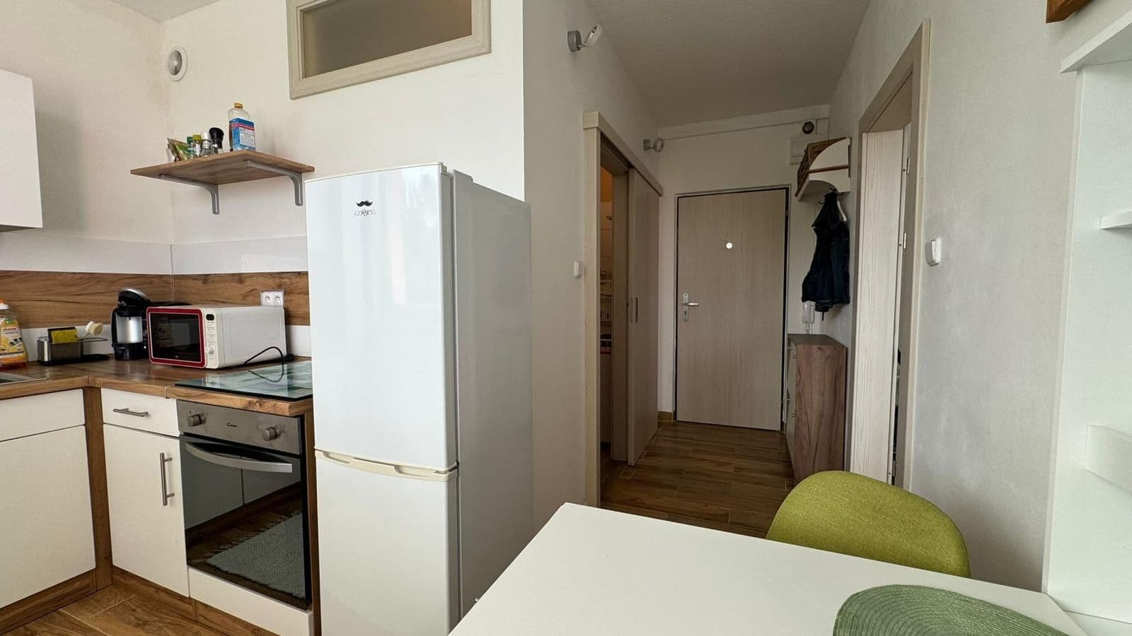 Prenájom bytu 1-izbový 35 m², Telečská, Jihlava, Kraj Vysočina Prenájom bytu 1-izbový 35 m², Telečská, Jihlava, Kraj Vysočina