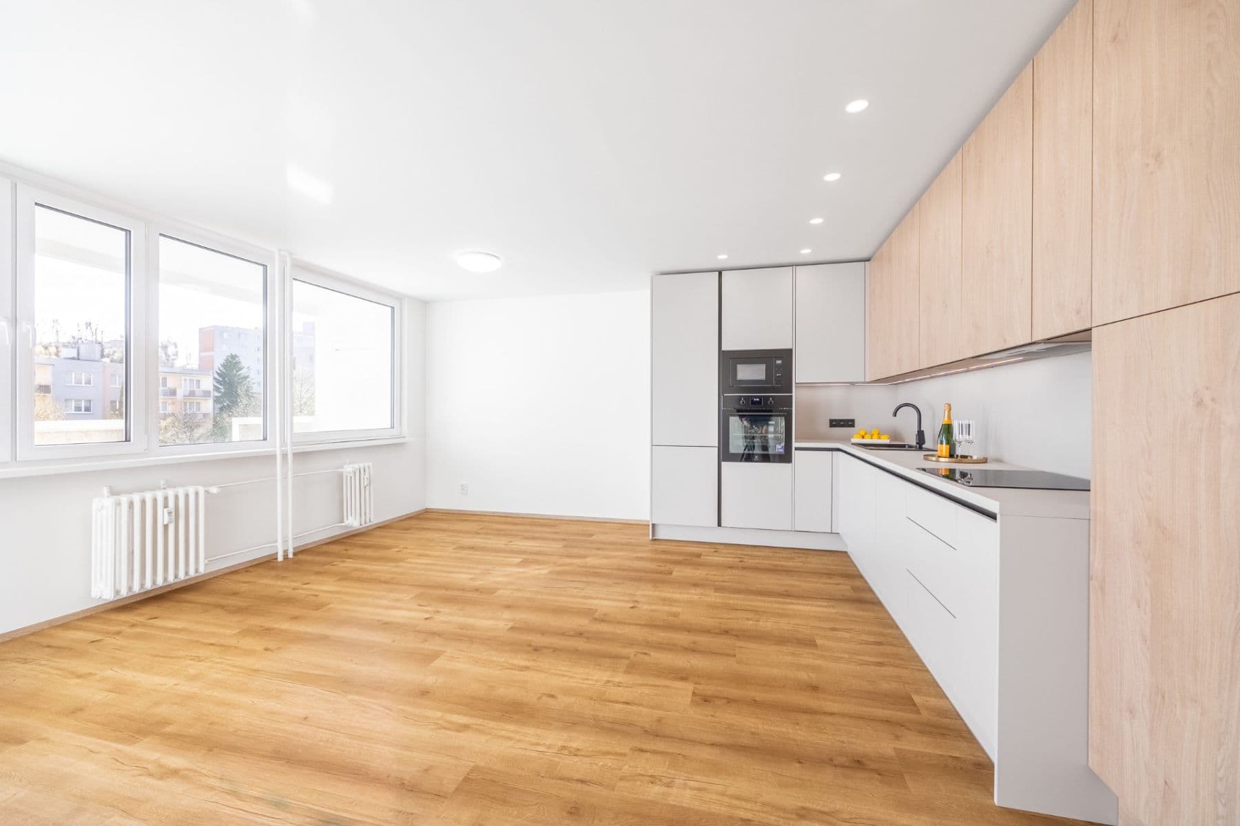Predaj bytu 3-izbový 81 m², Borovanského, Praha, Praha Predaj bytu 3-izbový 81 m², Borovanského, Praha, Praha