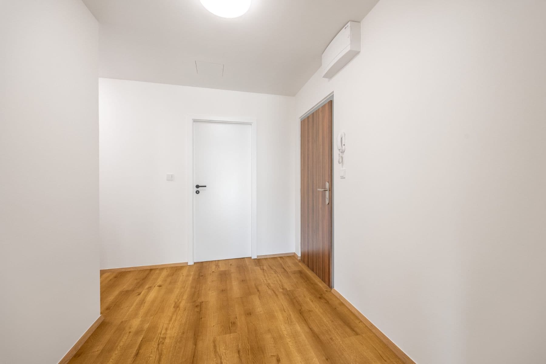 Predaj bytu 3-izbový 81 m², Borovanského, Praha, Praha Predaj bytu 3-izbový 81 m², Borovanského, Praha, Praha