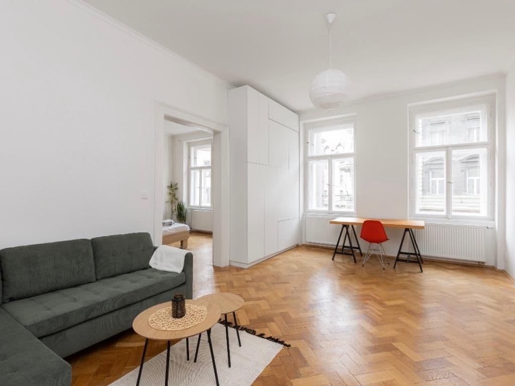 Prenájom bytu 2-izbový 74 m², Francouzská, Praha, Praha Prenájom bytu 2-izbový 74 m², Francouzská, Praha, Praha