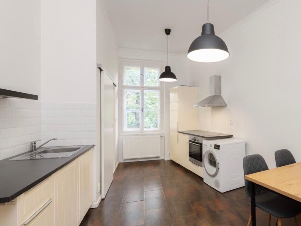 Prenájom bytu 2-izbový 74 m², Francouzská, Praha, Praha Prenájom bytu 2-izbový 74 m², Francouzská, Praha, Praha