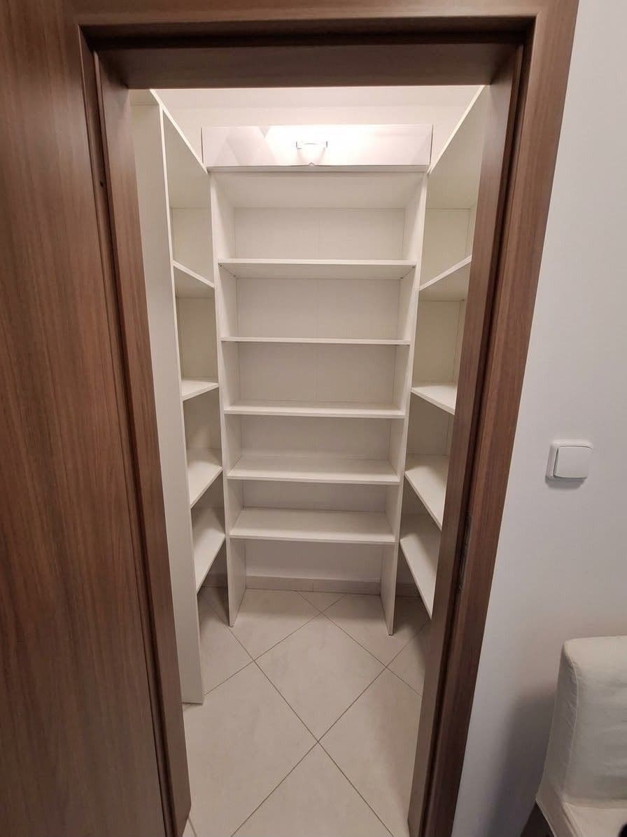 Prenájom bytu 2-izbový 55 m², Pod Harfou, Praha, Praha Prenájom bytu 2-izbový 55 m², Pod Harfou, Praha, Praha
