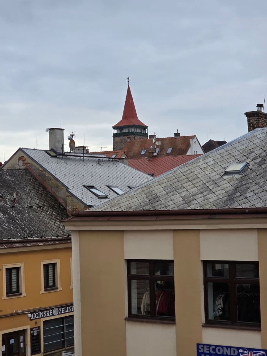 Prenájom bytu 2-izbový 75 m², Komenského náměstí, Jičín, Královéhradecký kraj Prenájom bytu 2-izbový 75 m², Komenského náměstí, Jičín, Královéhradecký kraj