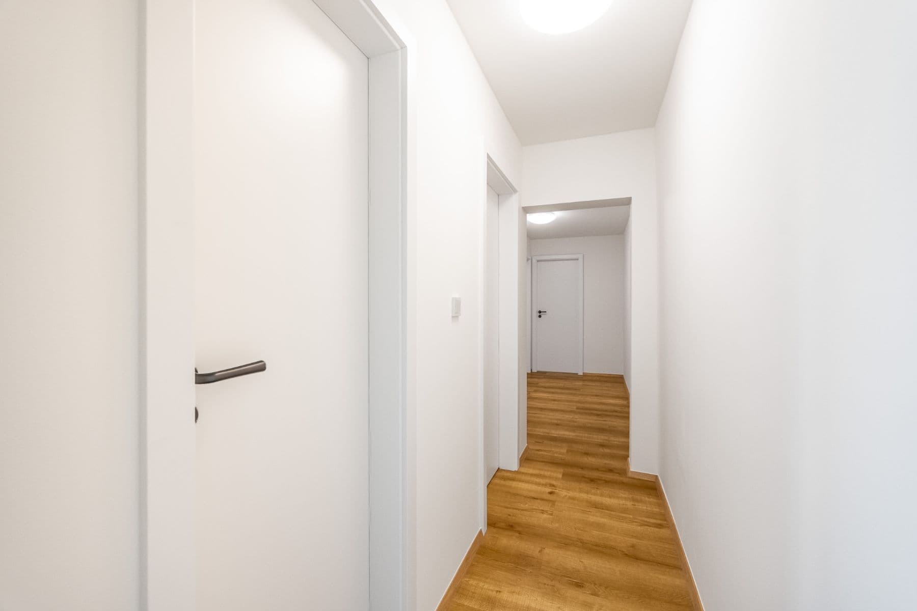 Predaj bytu 3-izbový 57 m², Nekvasilova, Praha, Praha Predaj bytu 3-izbový 57 m², Nekvasilova, Praha, Praha