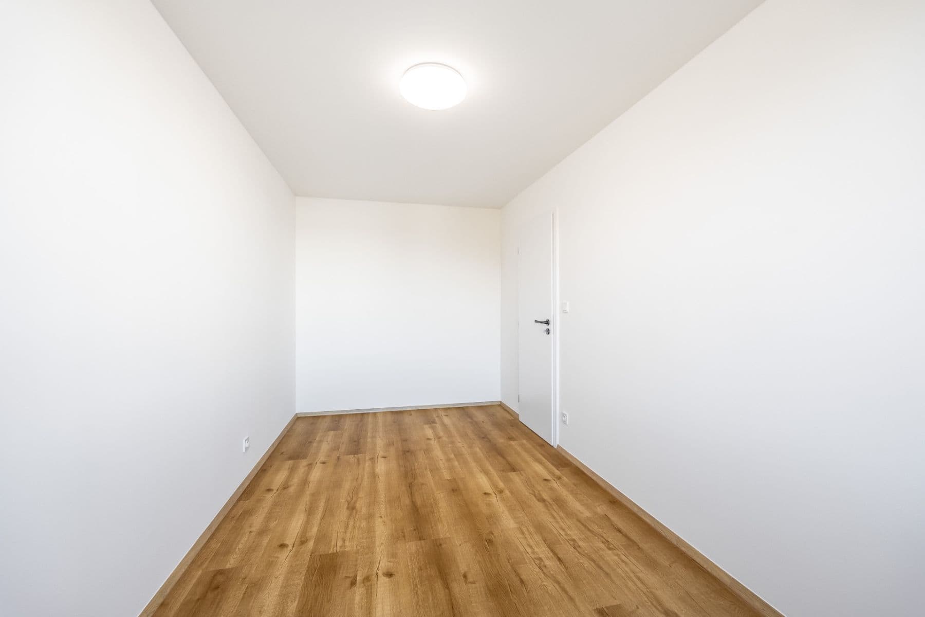 Predaj bytu 3-izbový 57 m², Nekvasilova, Praha, Praha Predaj bytu 3-izbový 57 m², Nekvasilova, Praha, Praha