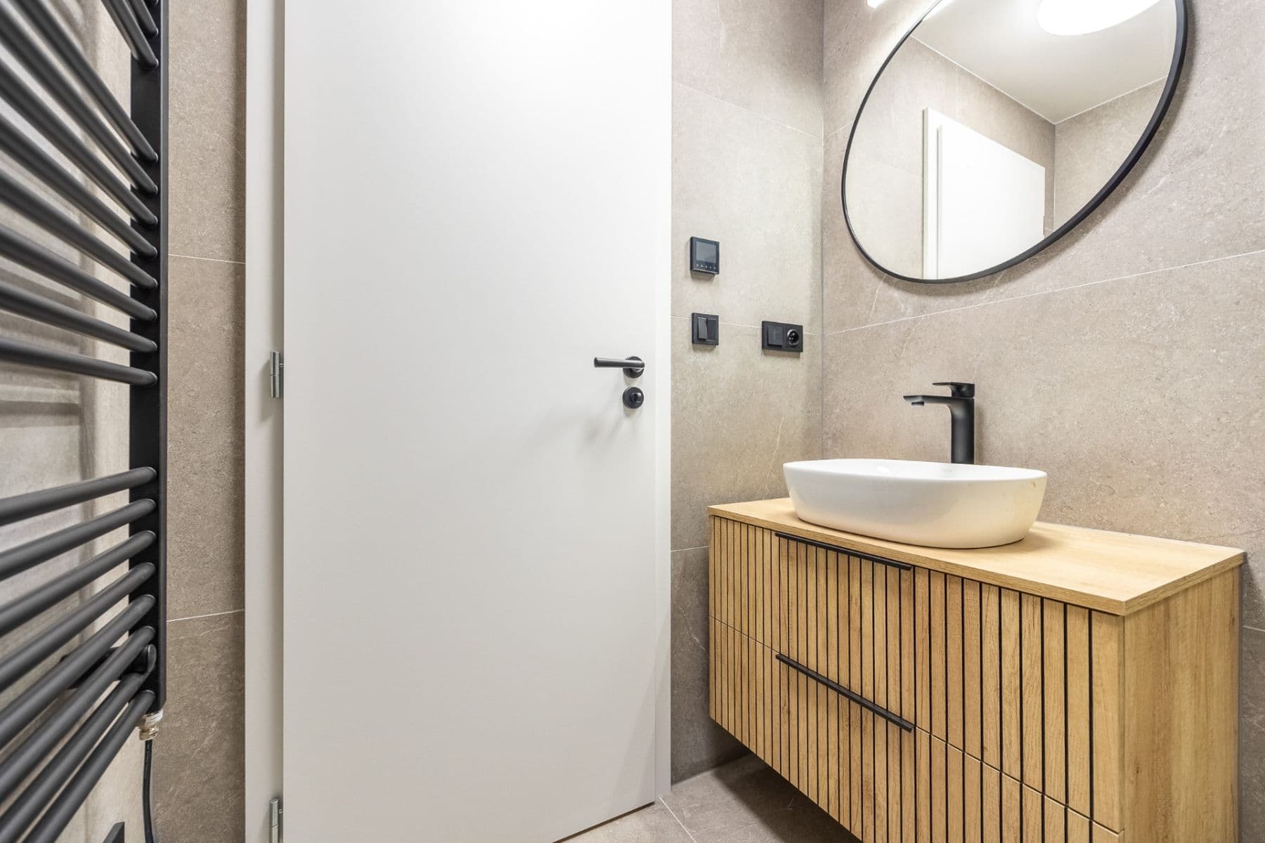 Predaj bytu 3-izbový 57 m², Nekvasilova, Praha, Praha Predaj bytu 3-izbový 57 m², Nekvasilova, Praha, Praha