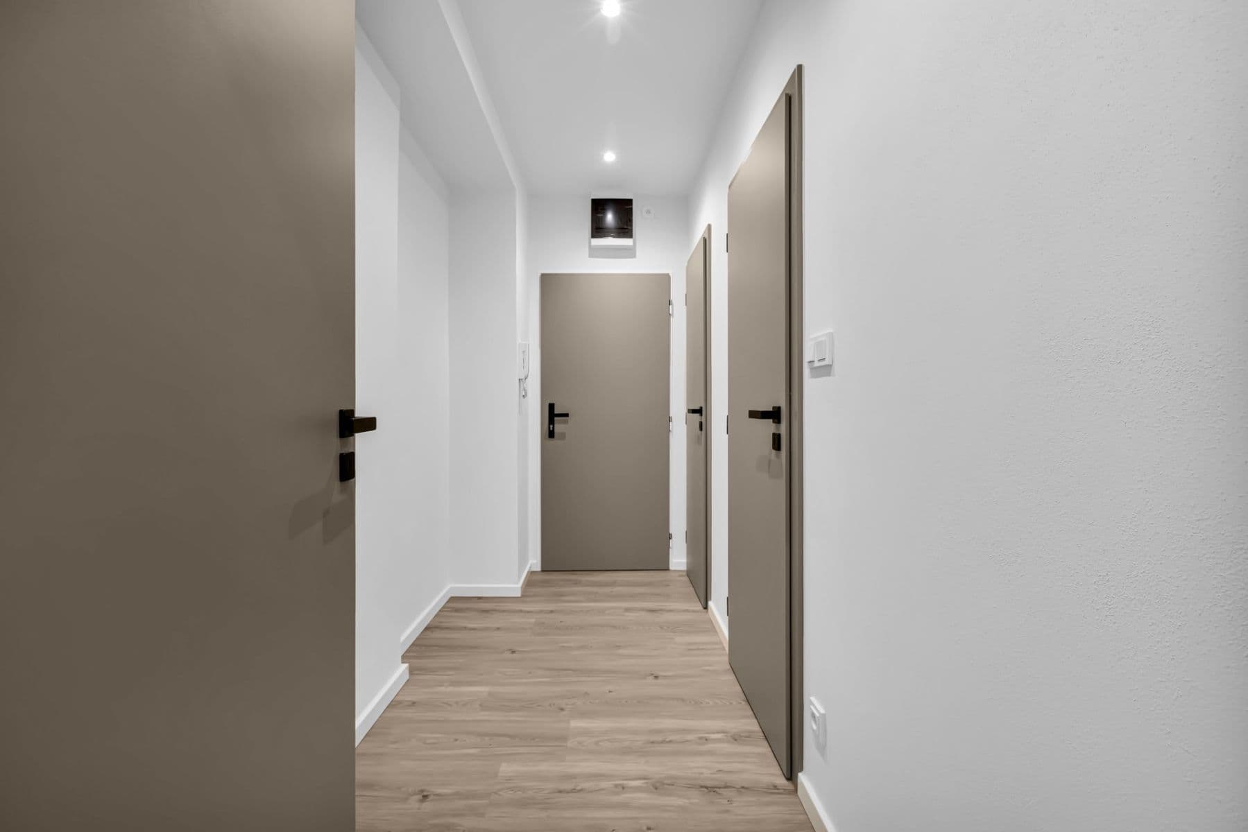 Predaj bytu 2-izbový 52 m², Jana Zajíce, Pardubice, Pardubický kraj Predaj bytu 2-izbový 52 m², Jana Zajíce, Pardubice, Pardubický kraj