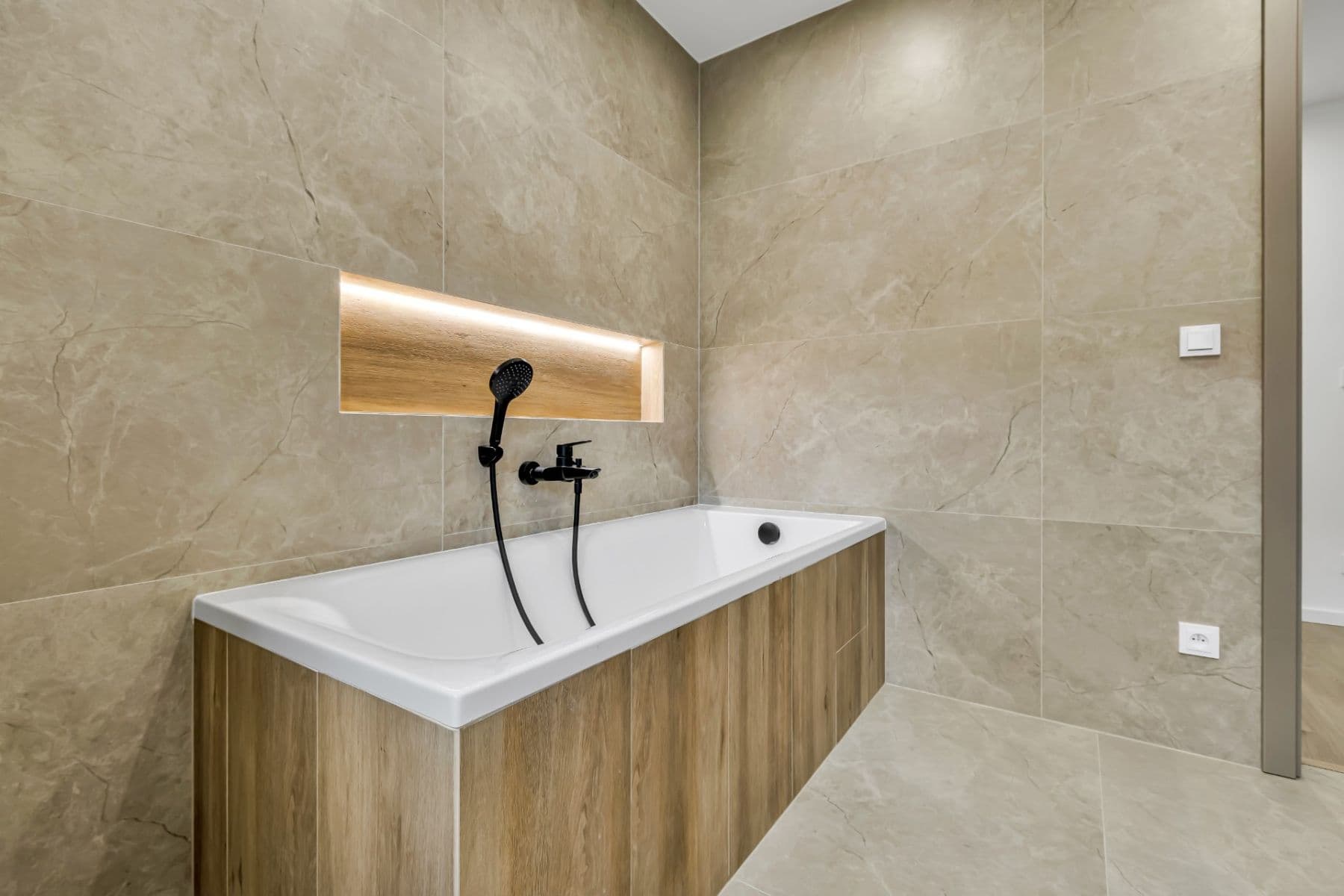 Predaj bytu 2-izbový 52 m², Jana Zajíce, Pardubice, Pardubický kraj Predaj bytu 2-izbový 52 m², Jana Zajíce, Pardubice, Pardubický kraj