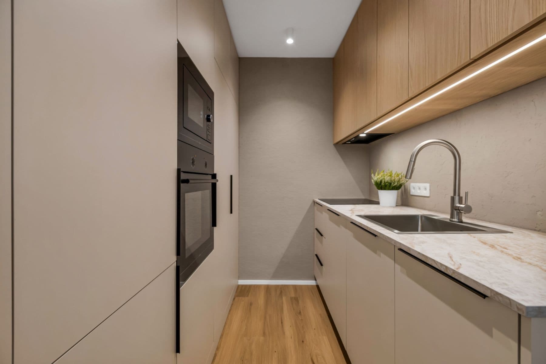 Predaj bytu 2-izbový 47 m², Tenisová, Praha, Praha Predaj bytu 2-izbový 47 m², Tenisová, Praha, Praha