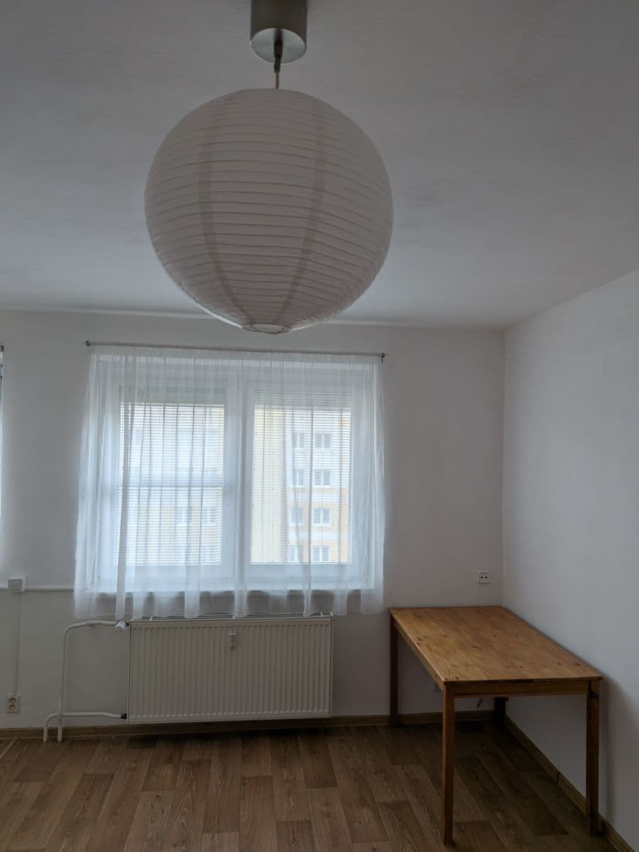 Prenájom bytu 1-izbový 28 m², Bělčická, Praha, Praha Prenájom bytu 1-izbový 28 m², Bělčická, Praha, Praha