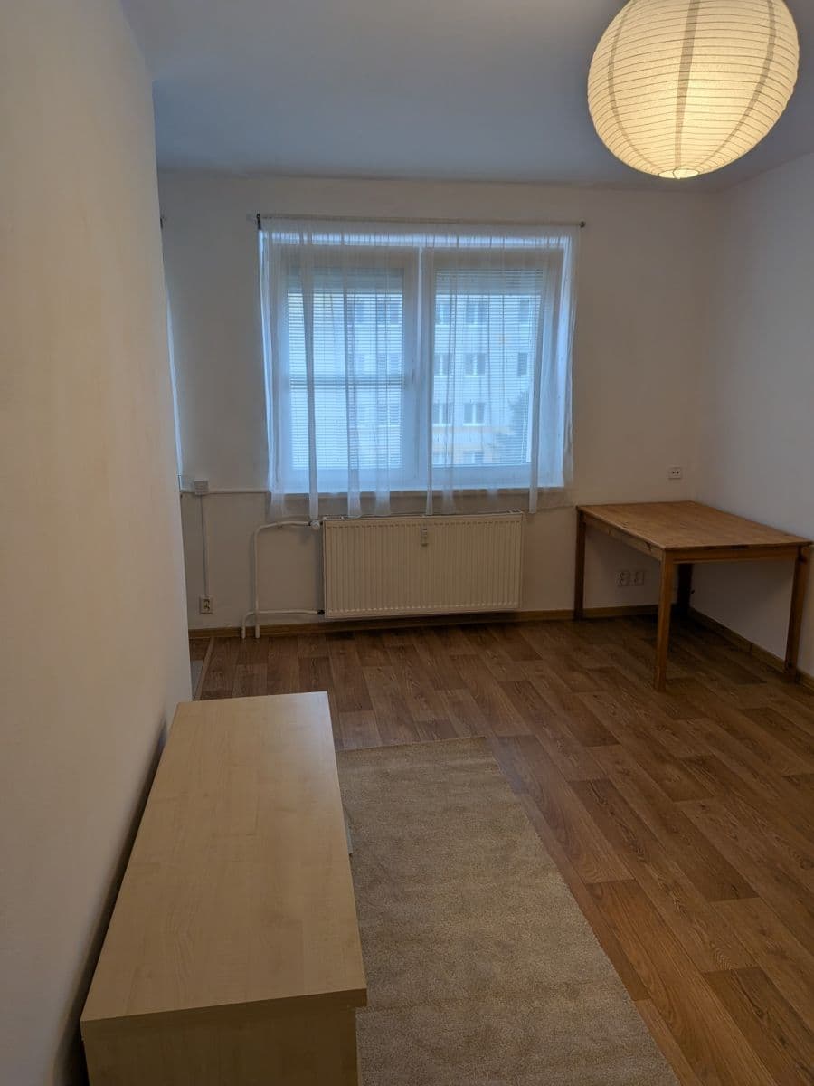 Prenájom bytu 1-izbový 28 m², Bělčická, Praha, Praha Prenájom bytu 1-izbový 28 m², Bělčická, Praha, Praha