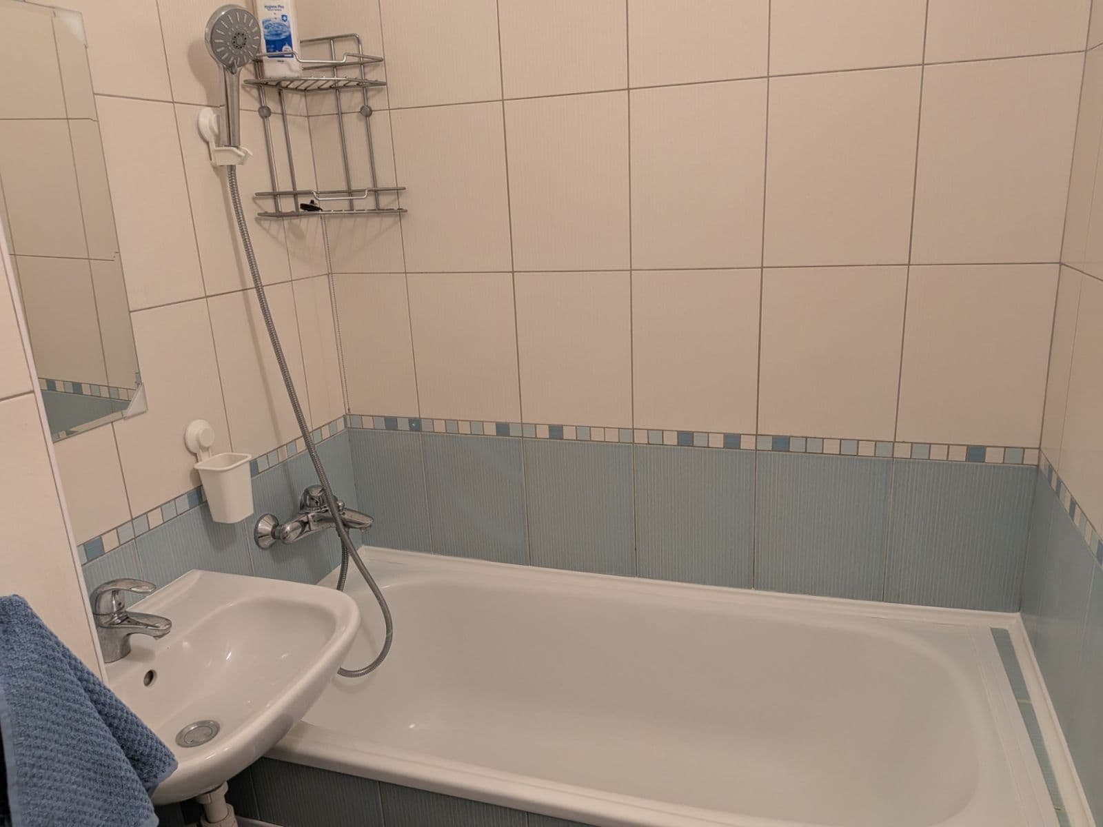 Prenájom bytu 1-izbový 28 m², Bělčická, Praha, Praha Prenájom bytu 1-izbový 28 m², Bělčická, Praha, Praha