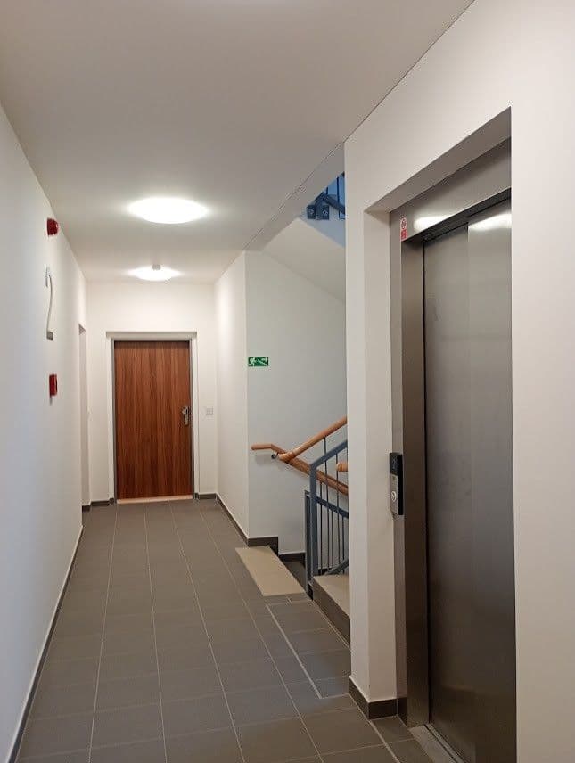 Prenájom bytu 2-izbový 43 m², Arnošta Staňka, Praha, Praha Prenájom bytu 2-izbový 43 m², Arnošta Staňka, Praha, Praha