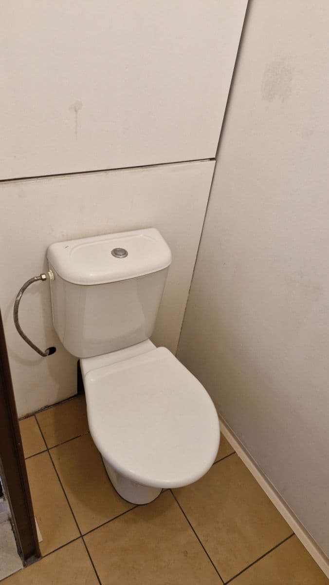 Prenájom bytu 1-izbový 35 m², Na Výšině, Ústí nad Labem, Ústecký kraj Prenájom bytu 1-izbový 35 m², Na Výšině, Ústí nad Labem, Ústecký kraj