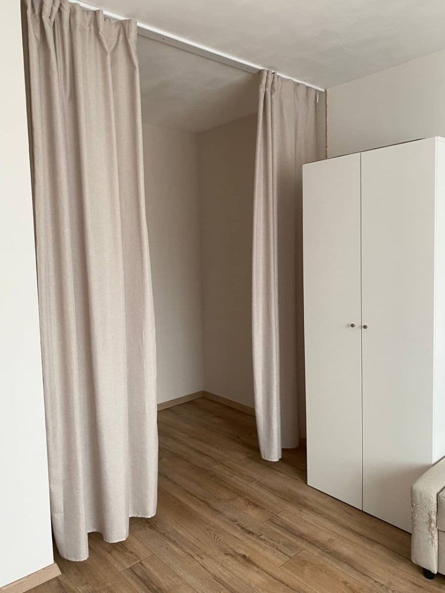 Prenájom bytu 1-izbový 34 m², Dreyerova, Praha, Praha Prenájom bytu 1-izbový 34 m², Dreyerova, Praha, Praha