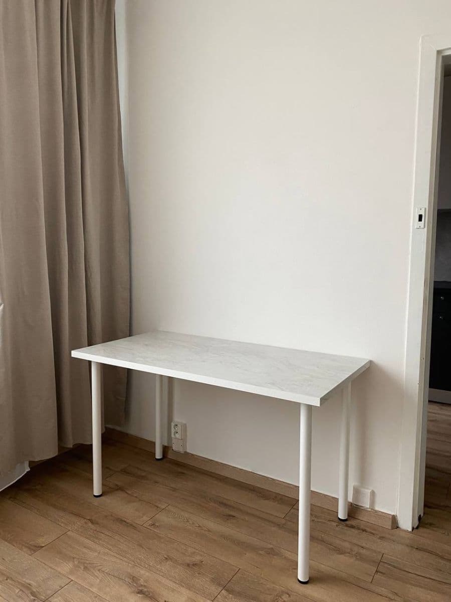 Prenájom bytu 1-izbový 34 m², Dreyerova, Praha, Praha Prenájom bytu 1-izbový 34 m², Dreyerova, Praha, Praha