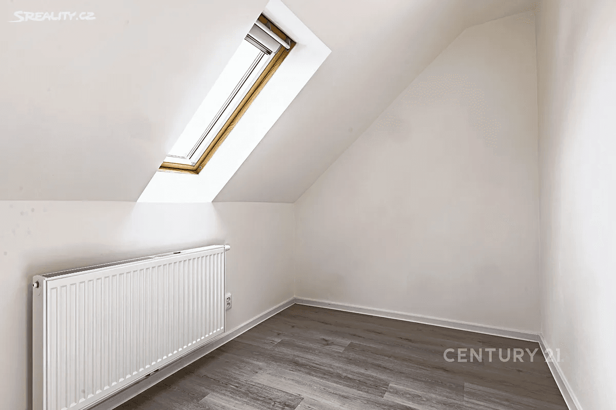 Prenájom bytu 2-izbový 33 m², Humna, Kladno, Středočeský kraj Prenájom bytu 2-izbový 33 m², Humna, Kladno, Středočeský kraj