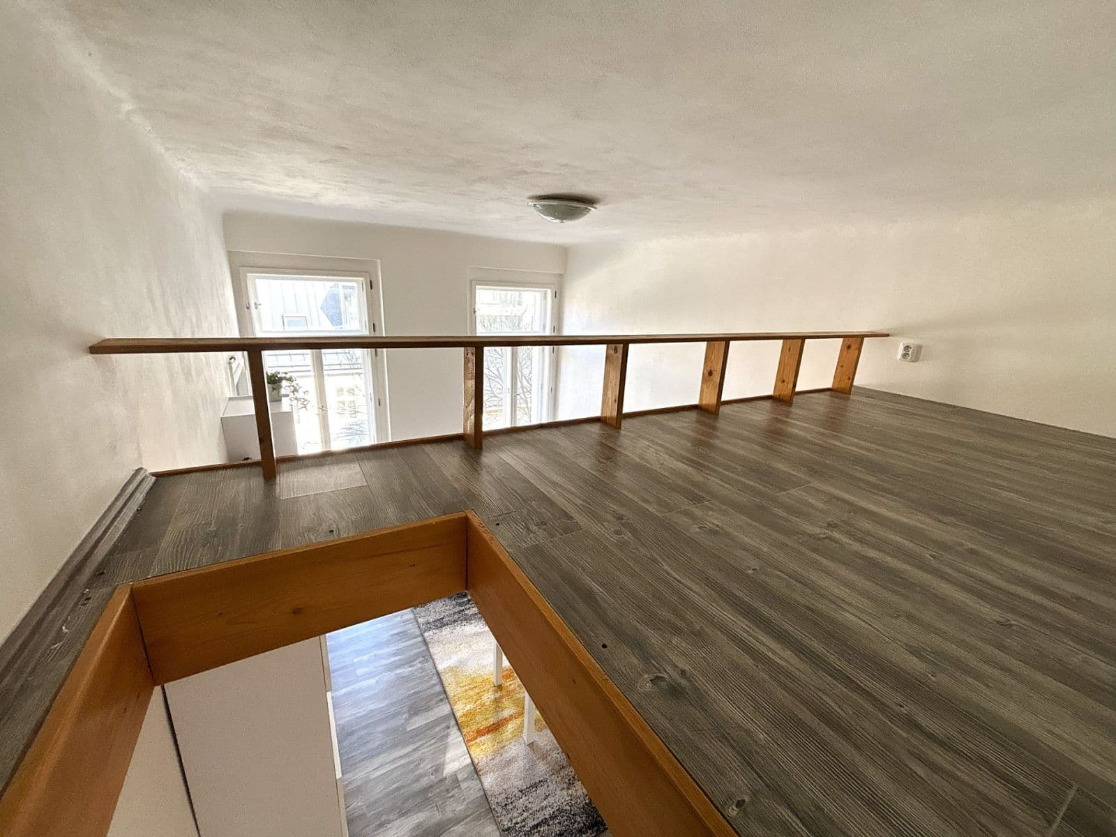 Prenájom bytu 1-izbový 40 m², Pernerova, Praha, Praha Prenájom bytu 1-izbový 40 m², Pernerova, Praha, Praha