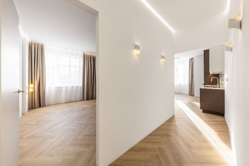 Predaj bytu 2-izbový 60 m², Jeseniova, Praha, Praha Predaj bytu 2-izbový 60 m², Jeseniova, Praha, Praha