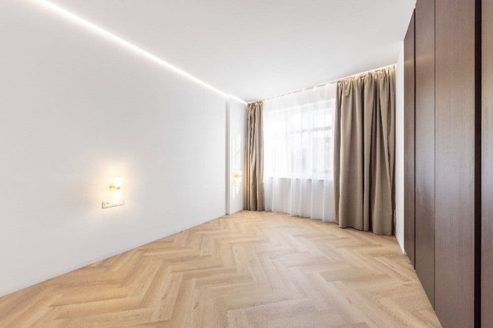 Predaj bytu 2-izbový 60 m², Jeseniova, Praha, Praha Predaj bytu 2-izbový 60 m², Jeseniova, Praha, Praha