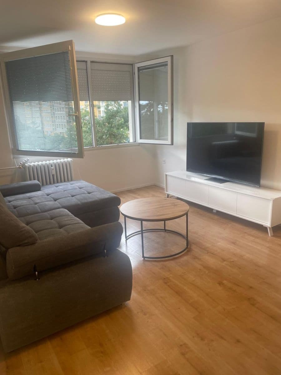 Predaj bytu 3-izbový 62 m², Ke Kateřinkám, Praha, Praha Predaj bytu 3-izbový 62 m², Ke Kateřinkám, Praha, Praha