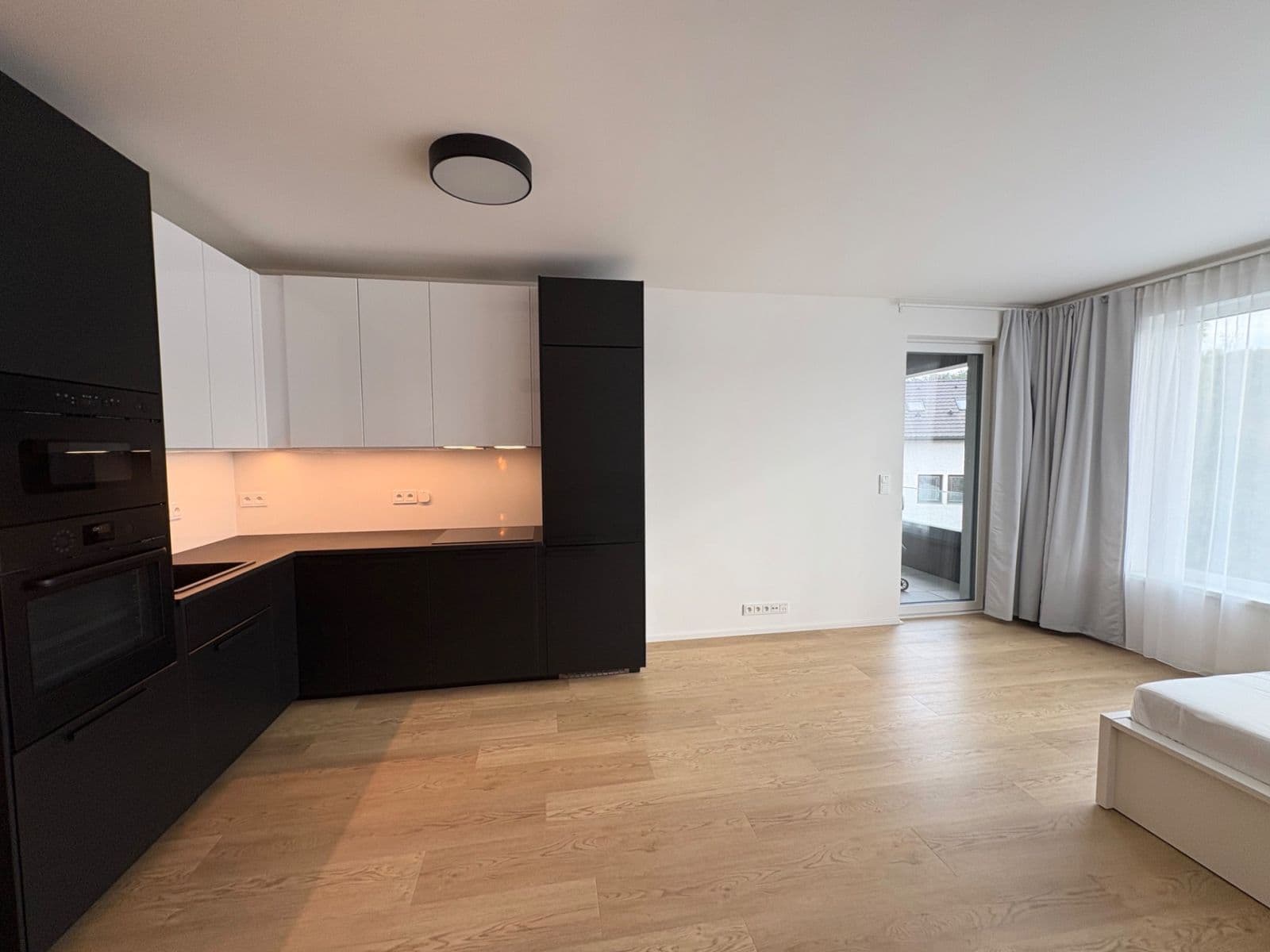 Prenájom bytu 1-izbový 40 m², Skálové, Praha, Praha Prenájom bytu 1-izbový 40 m², Skálové, Praha, Praha