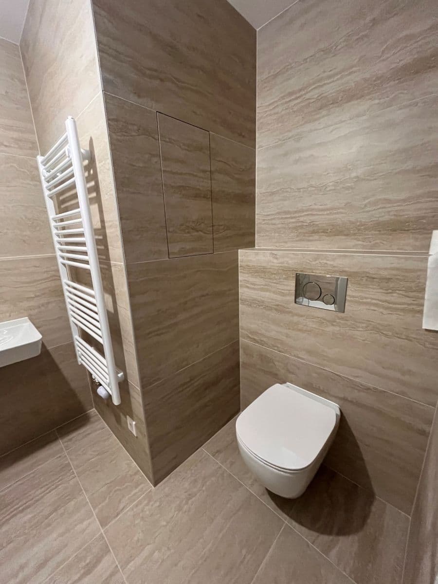 Prenájom bytu 2-izbový 60 m², Waltariho, Praha, Praha Prenájom bytu 2-izbový 60 m², Waltariho, Praha, Praha