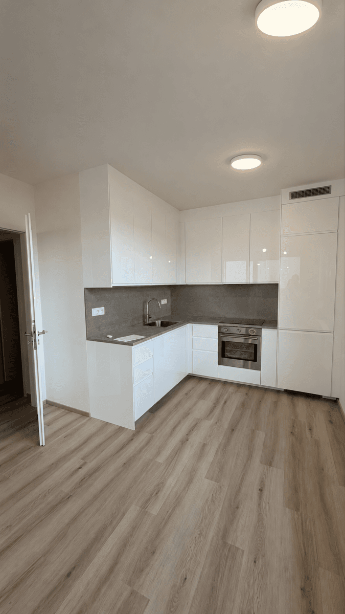 Prenájom bytu 2-izbový 60 m², Waltariho, Praha, Praha Prenájom bytu 2-izbový 60 m², Waltariho, Praha, Praha