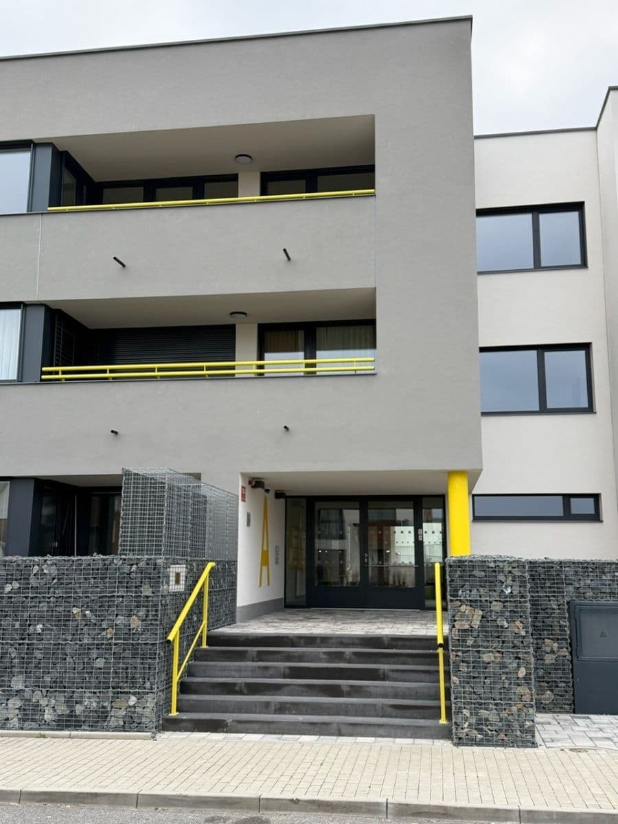 Prenájom bytu 3-izbový 69 m², Josefa Truhláře, Brandýs nad Labem-Stará Boleslav, Středočeský kraj Prenájom bytu 3-izbový 69 m², Josefa Truhláře, Brandýs nad Labem-Stará Boleslav, Středočeský kraj