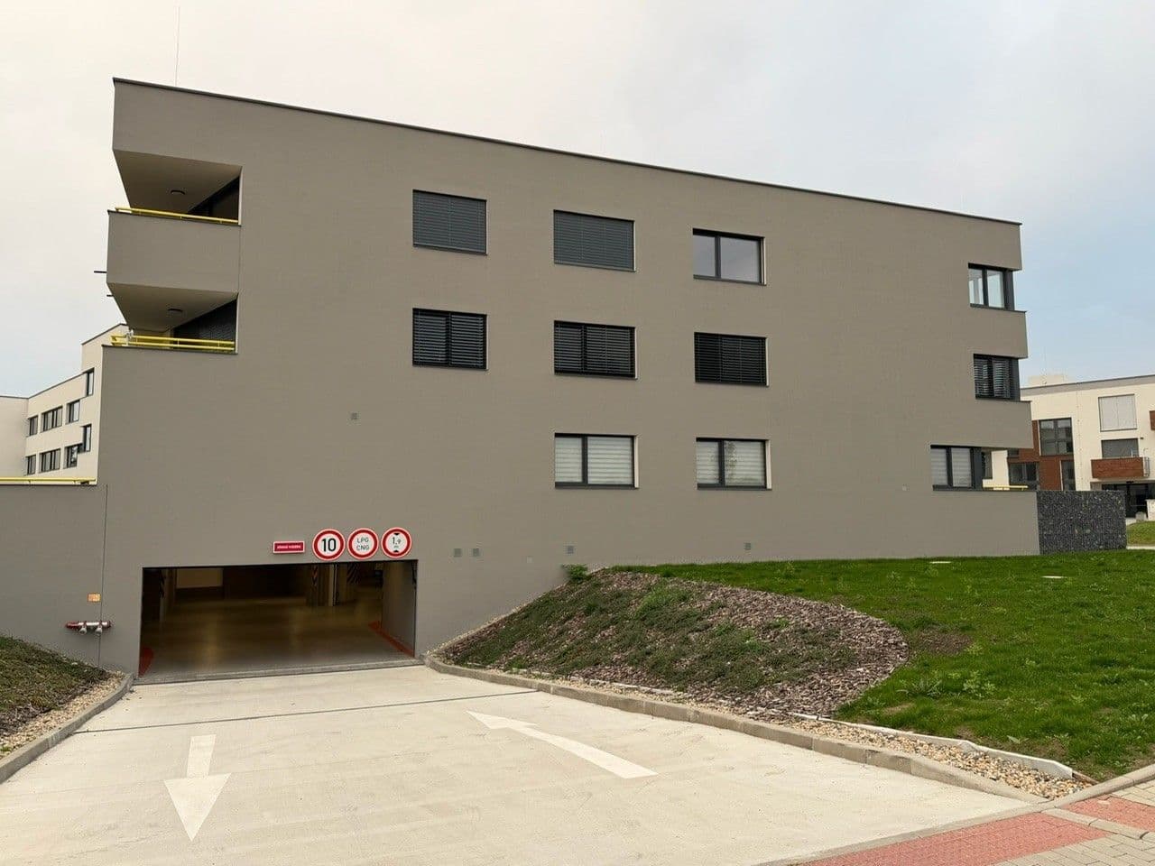 Prenájom bytu 3-izbový 69 m², Josefa Truhláře, Brandýs nad Labem-Stará Boleslav, Středočeský kraj Prenájom bytu 3-izbový 69 m², Josefa Truhláře, Brandýs nad Labem-Stará Boleslav, Středočeský kraj