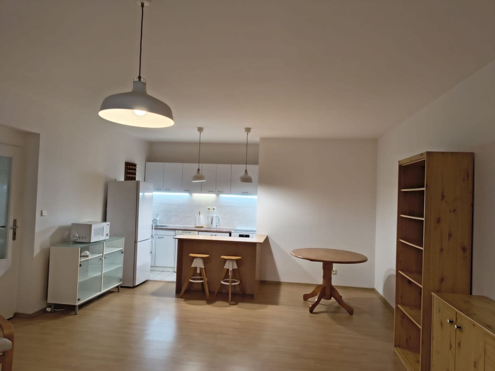 Prenájom bytu 2-izbový 66 m², Josefa Kočího, Praha, Praha Prenájom bytu 2-izbový 66 m², Josefa Kočího, Praha, Praha