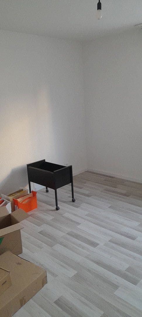 Prenájom bytu 1-izbový 72 m², Troisdorf, Severné Porýnie - Westfálsko Prenájom bytu 1-izbový 72 m², Troisdorf, Severné Porýnie - Westfálsko