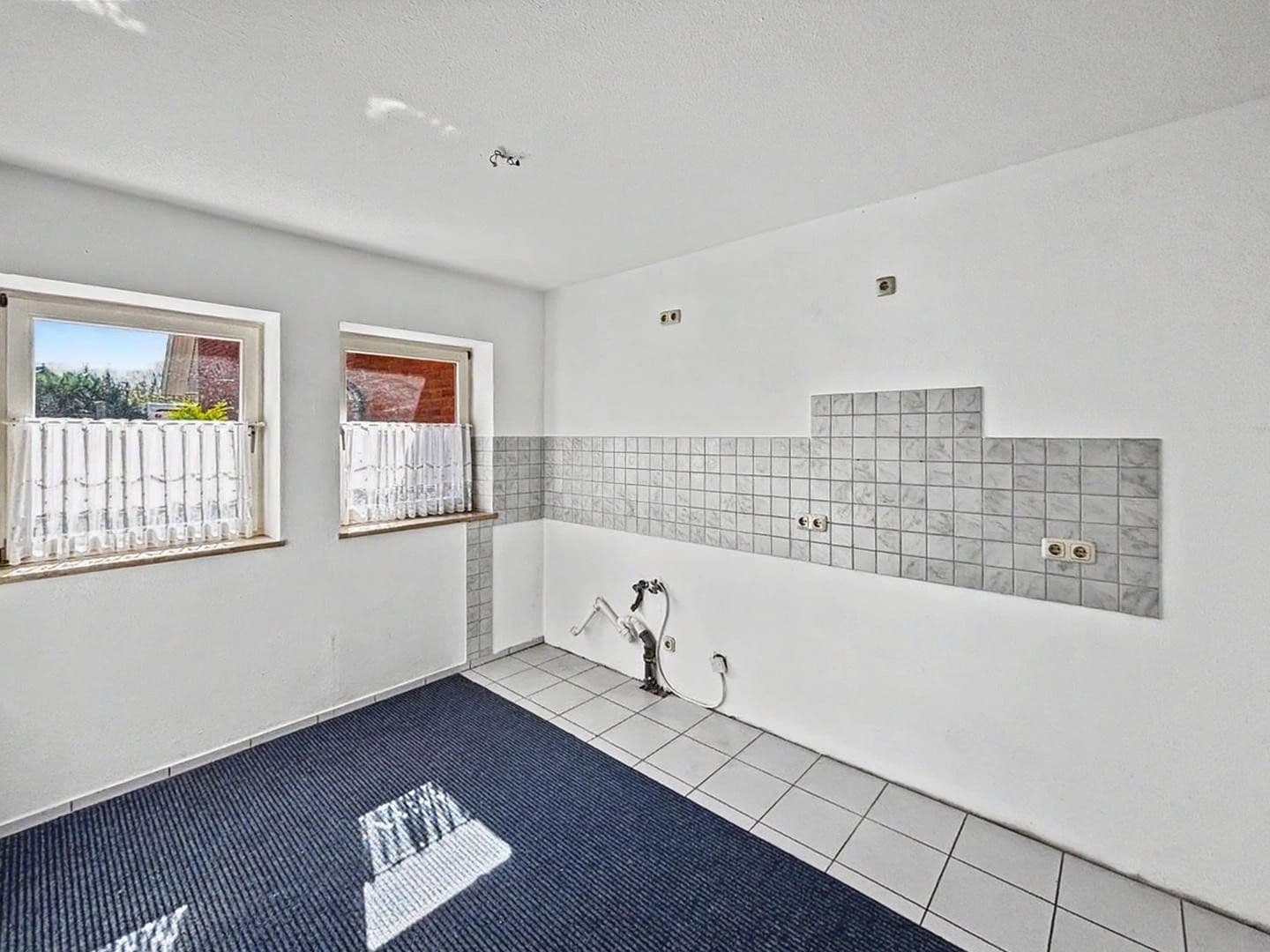 Prenájom domu 127 m², pozemok 126 m², Katenstücken 9a, Bad Schwartau, Šlezvicko-Holštajnsko Prenájom domu 127 m², pozemok 126 m², Katenstücken 9a, Bad Schwartau, Šlezvicko-Holštajnsko